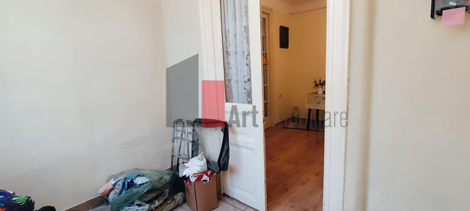 Casa de vanzare + teren in zona Jiului (Bucurestii Noi) - 17