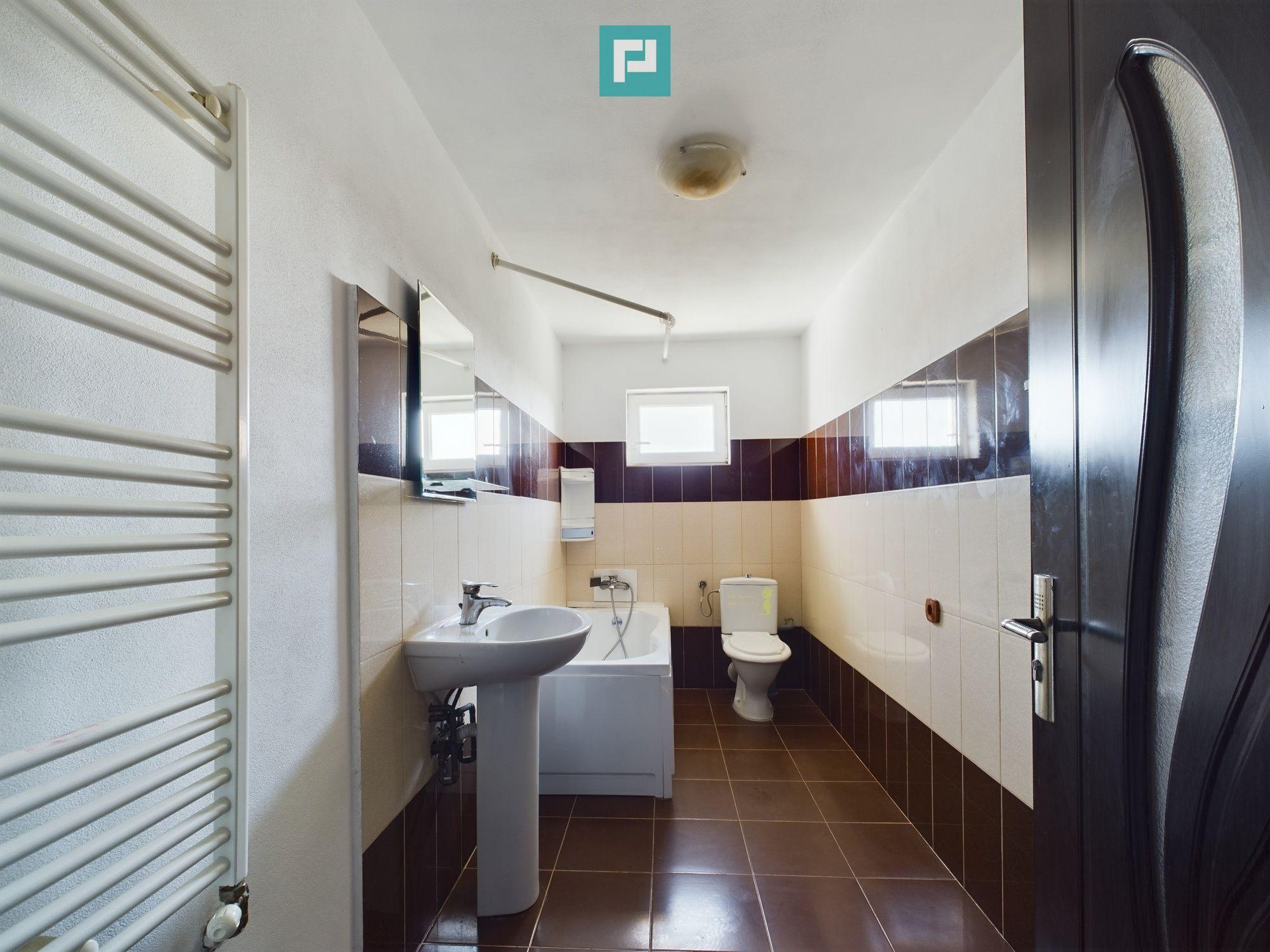 Apartament 3 camere, spațios, mobilat, în Chișoda - 10