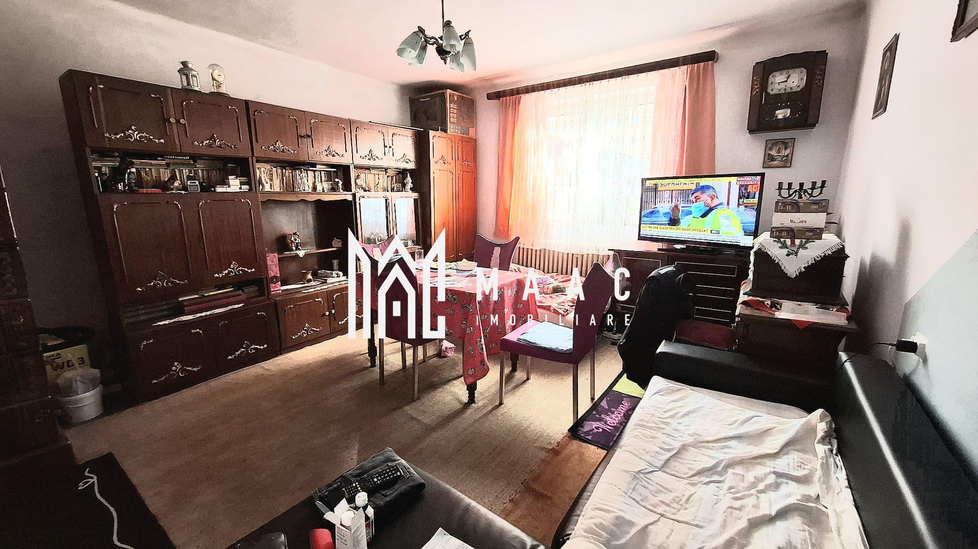 Casa tip duplex | 2 camere | Zona Vasile Aron - 1