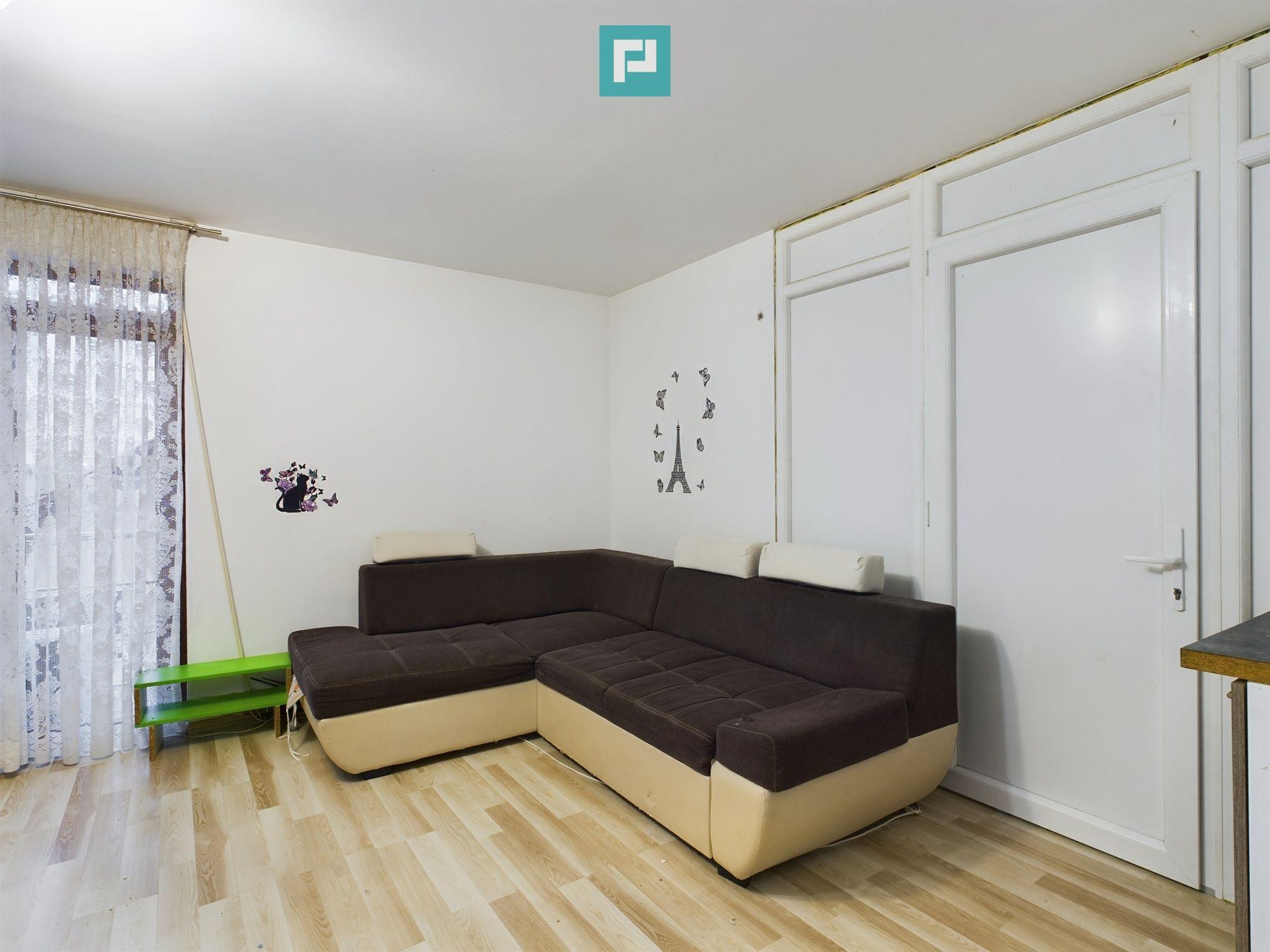 Apartament cu 3 camere pe 2 niveluri în Dumbrăvița - 1