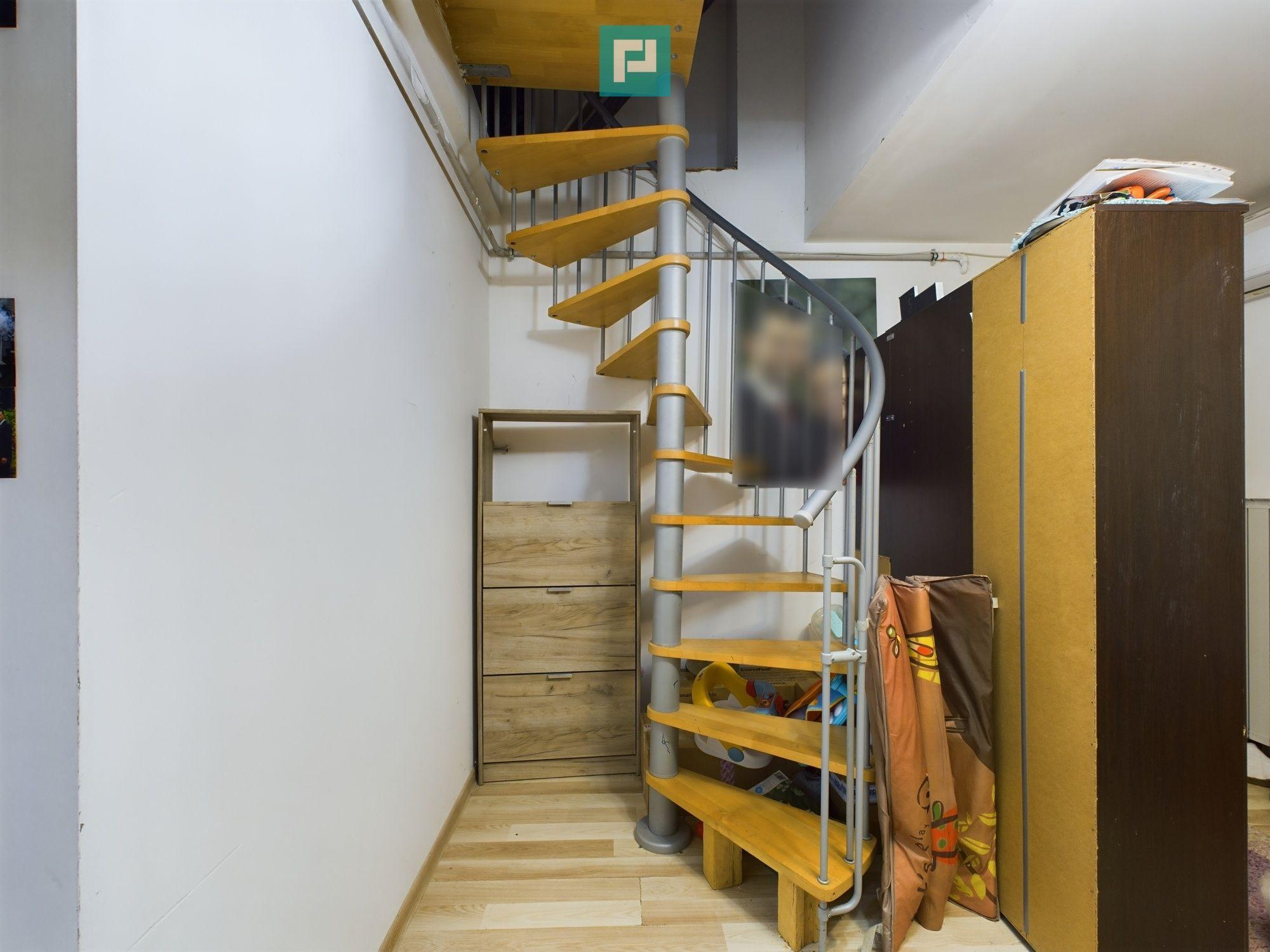Apartament cu 3 camere pe 2 niveluri în Dumbrăvița - 8