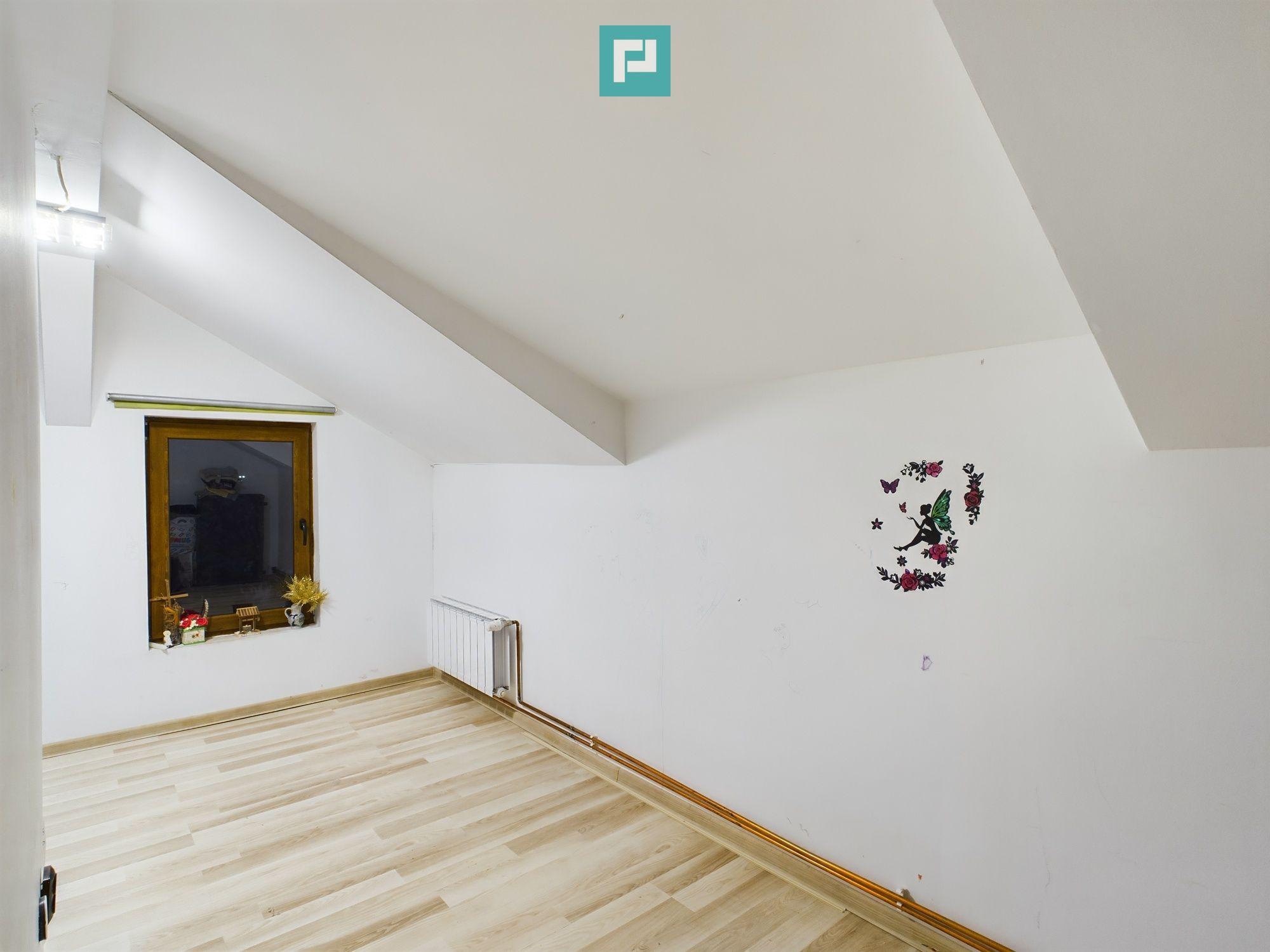 Apartament cu 3 camere pe 2 niveluri în Dumbrăvița - 9