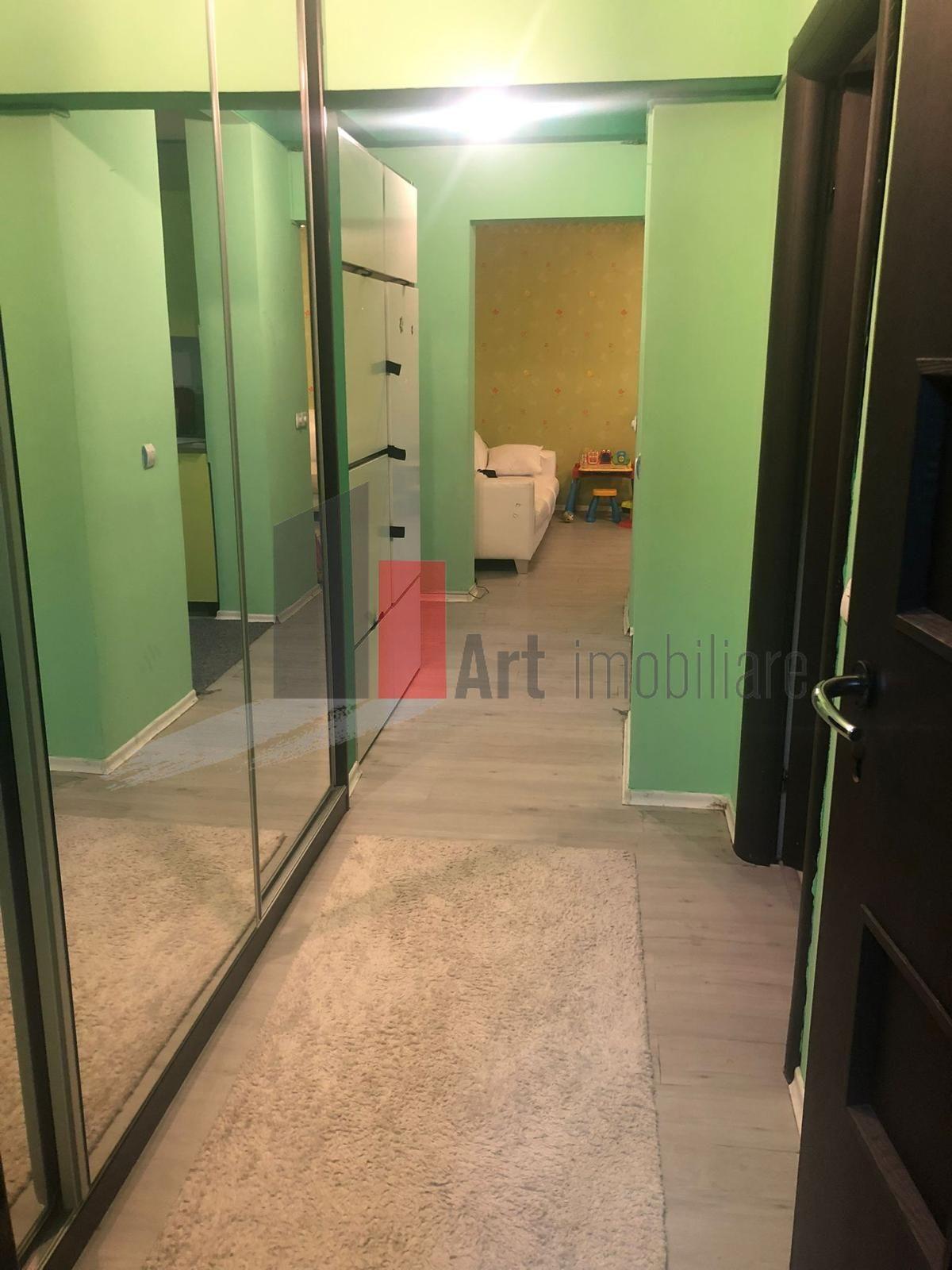 Apartament de 2 camere transformat din 3, Drumul Taberei - 10