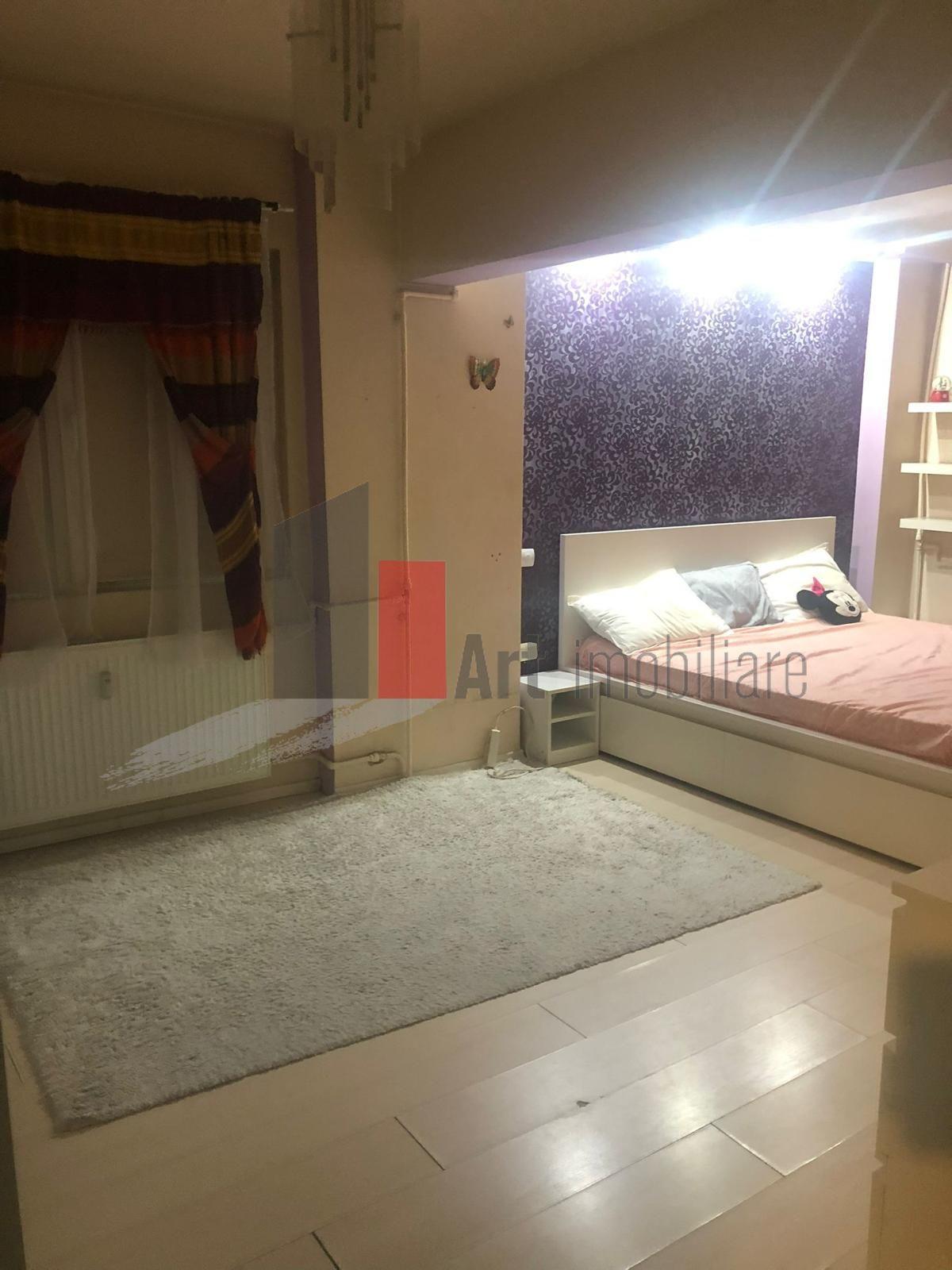 Apartament de 2 camere transformat din 3, Drumul Taberei - 11