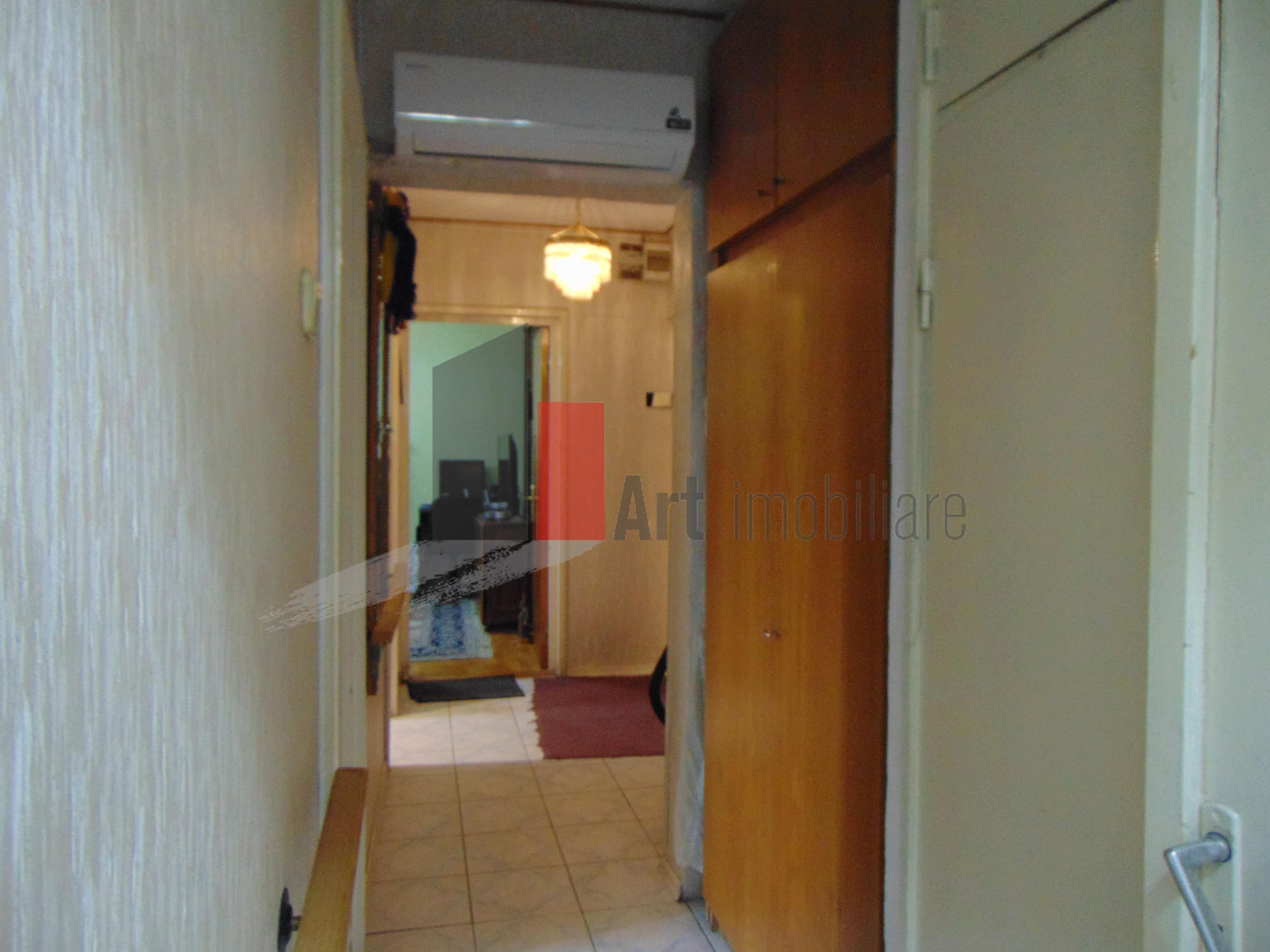 Apartament 3 camere decomandat Vergului - 18