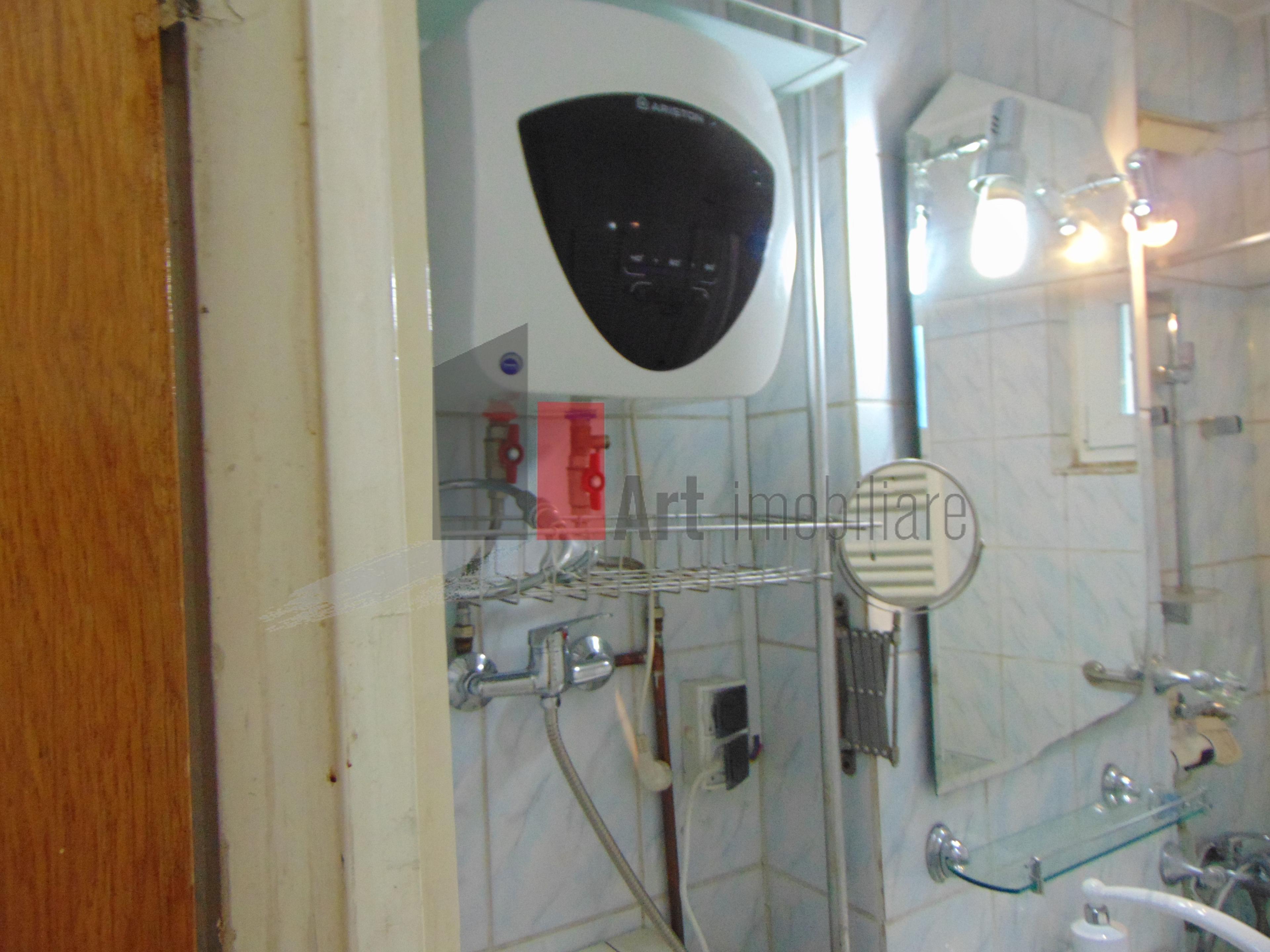 Apartament 3 camere decomandat Vergului - 15