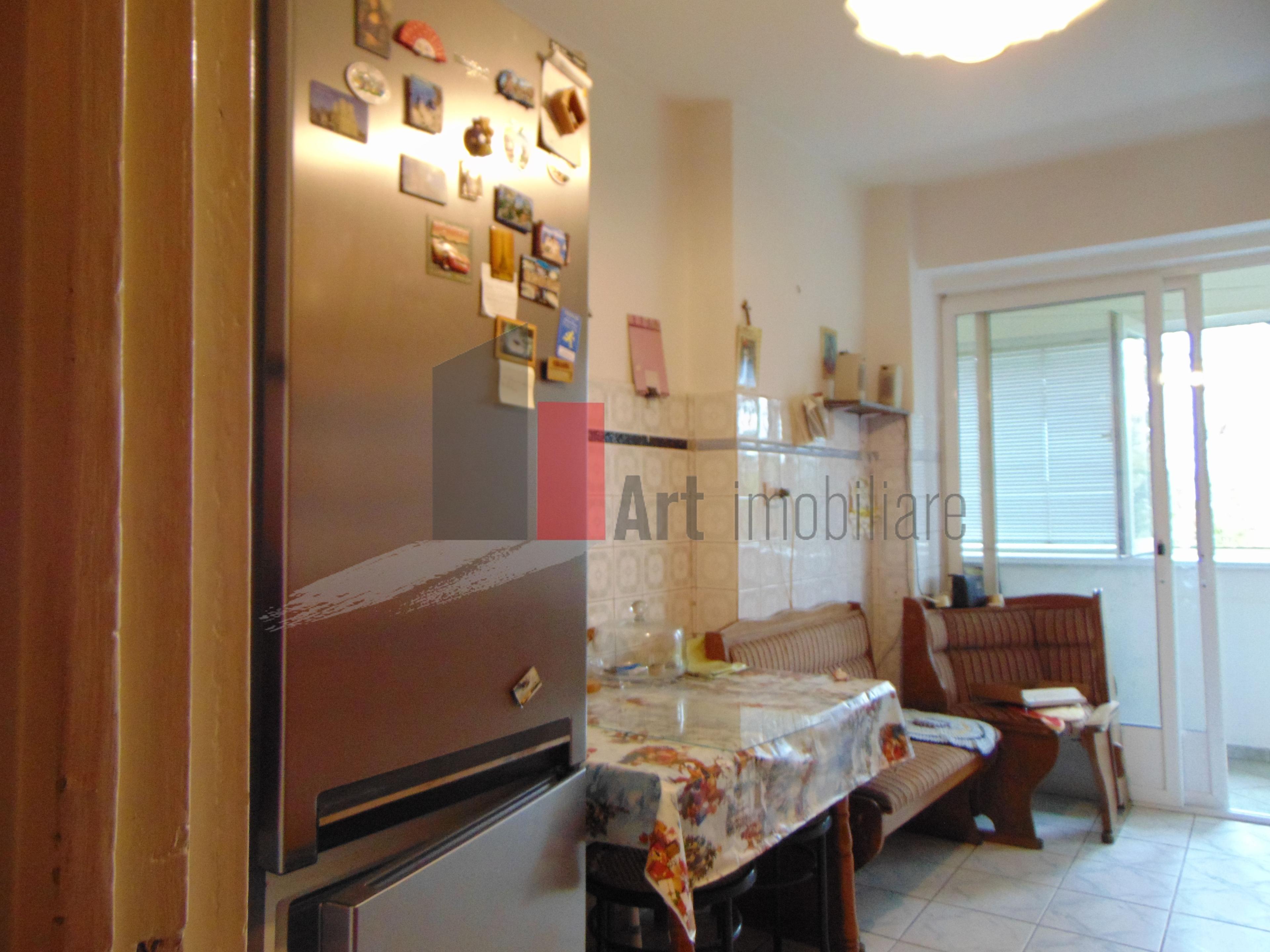 Apartament 3 camere decomandat Vergului - 19