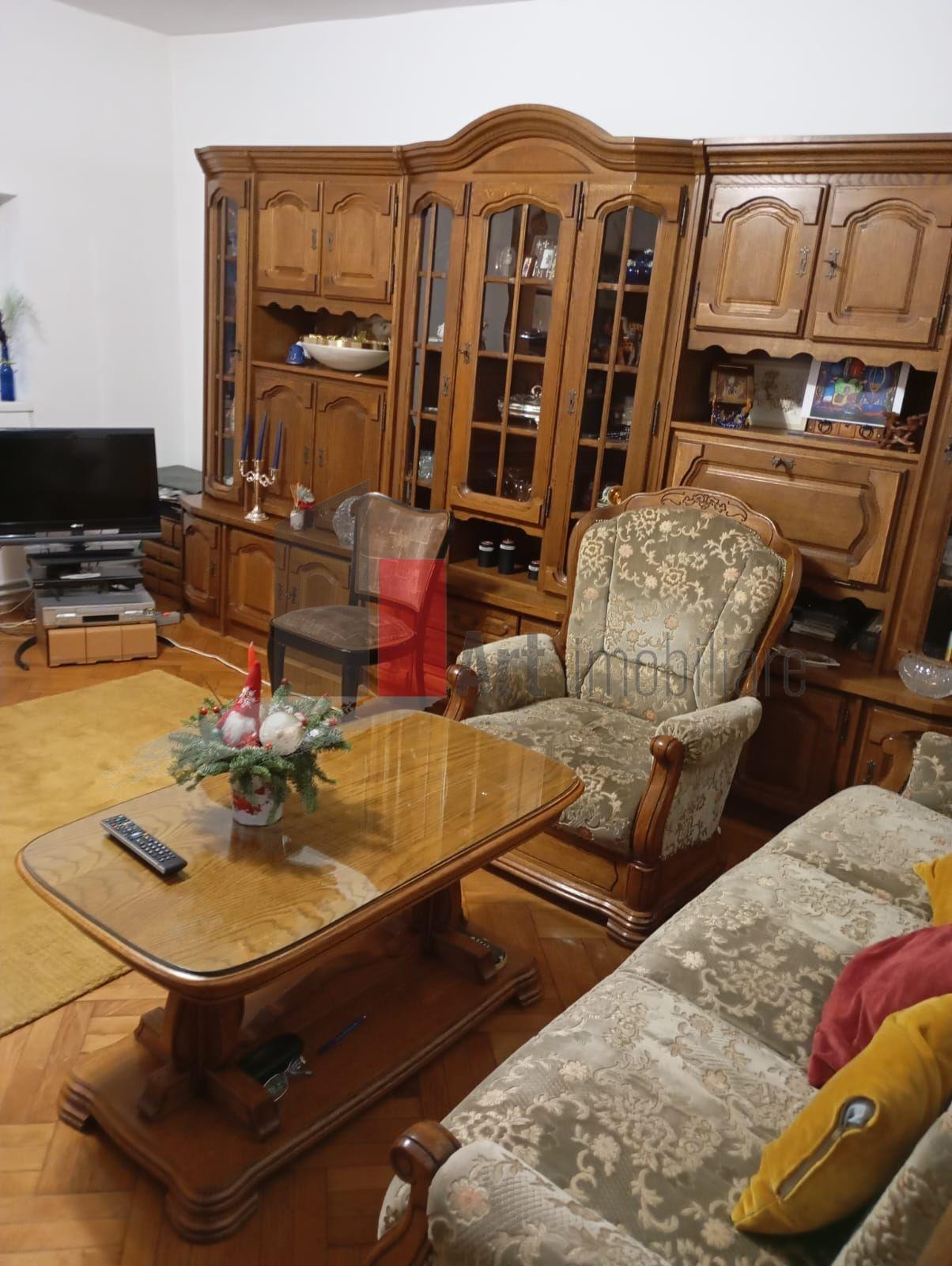 Apartament 2 cam. in vila - 1